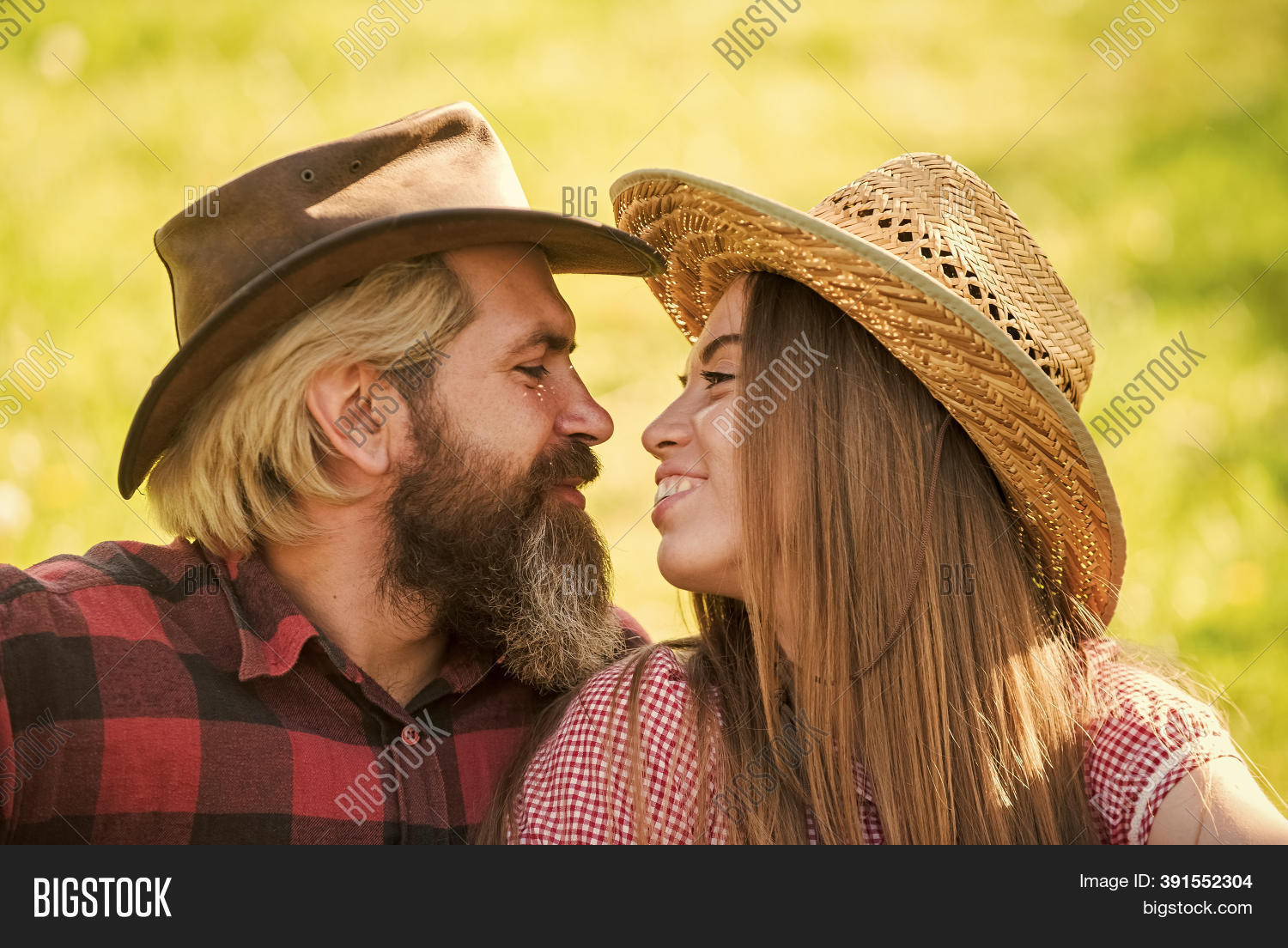 NaomiDate Testimonial 2025: Pricing, Attributes, and Just How to Begin